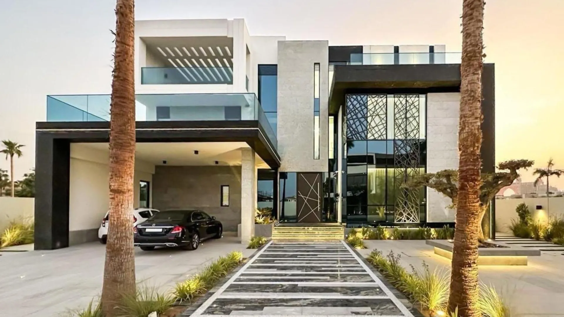 World Class Luxurious 8 Bdr - Villa In Palm Jumeriah Dubaj
